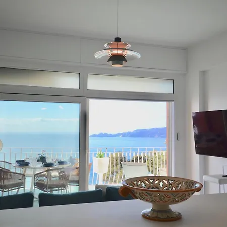 Tigullio Rocks - Luxury Flat